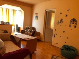 apartament-2-camere-zona-malu-rosu-0